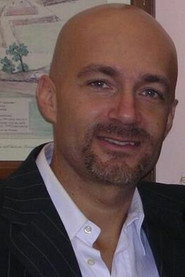 Roberto CertomÃ 